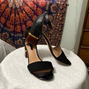 Kensie chunky heels size 9.5
